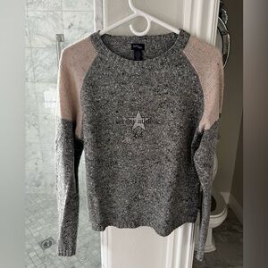 Women’s Medium Gray Wool Sweater